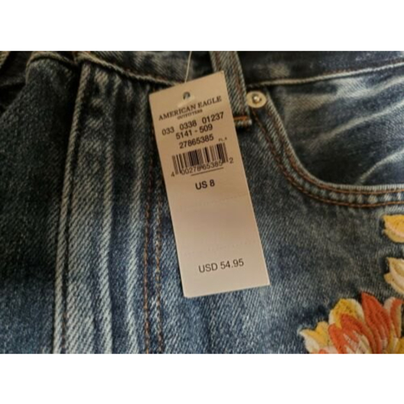 NWT $55 American Eagle Floral Embroidered Mom Jean Shorts Size 8 High Rise - Picture 4 of 6